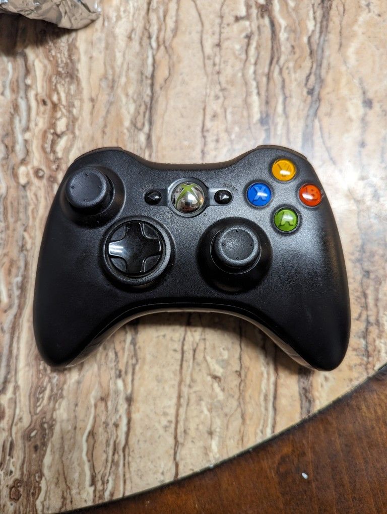 Xbox 360 Video Gaming Controller Control 🎮 (Black)