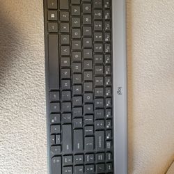 Logitech Keyboard K470