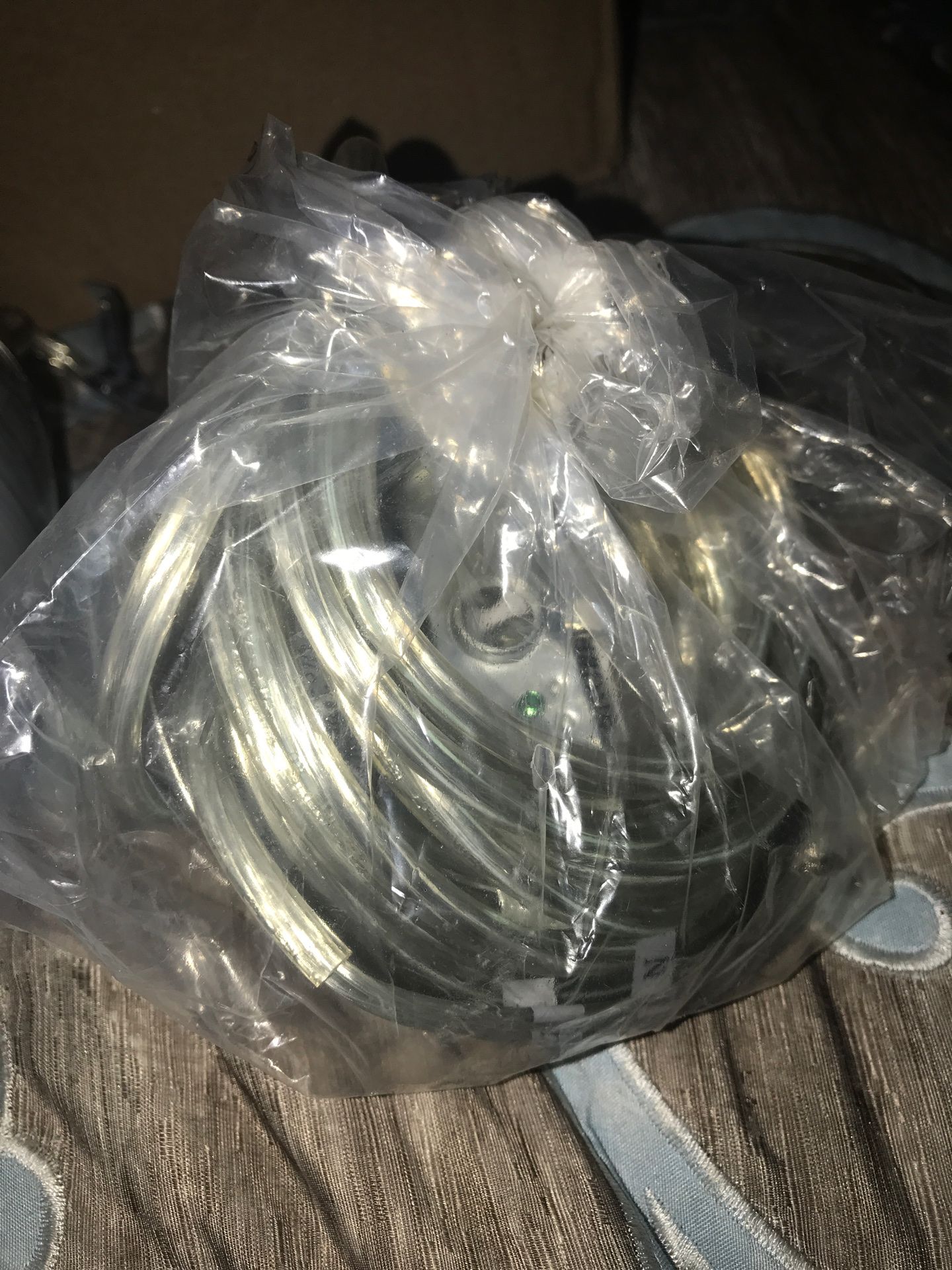 2 ceiling lights(pendants) and 1 wall light Modern