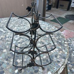Metal wine rack