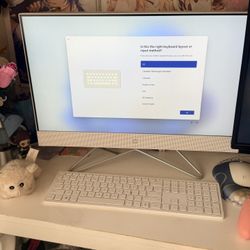 HP Desk Top Computer  Touch Screen