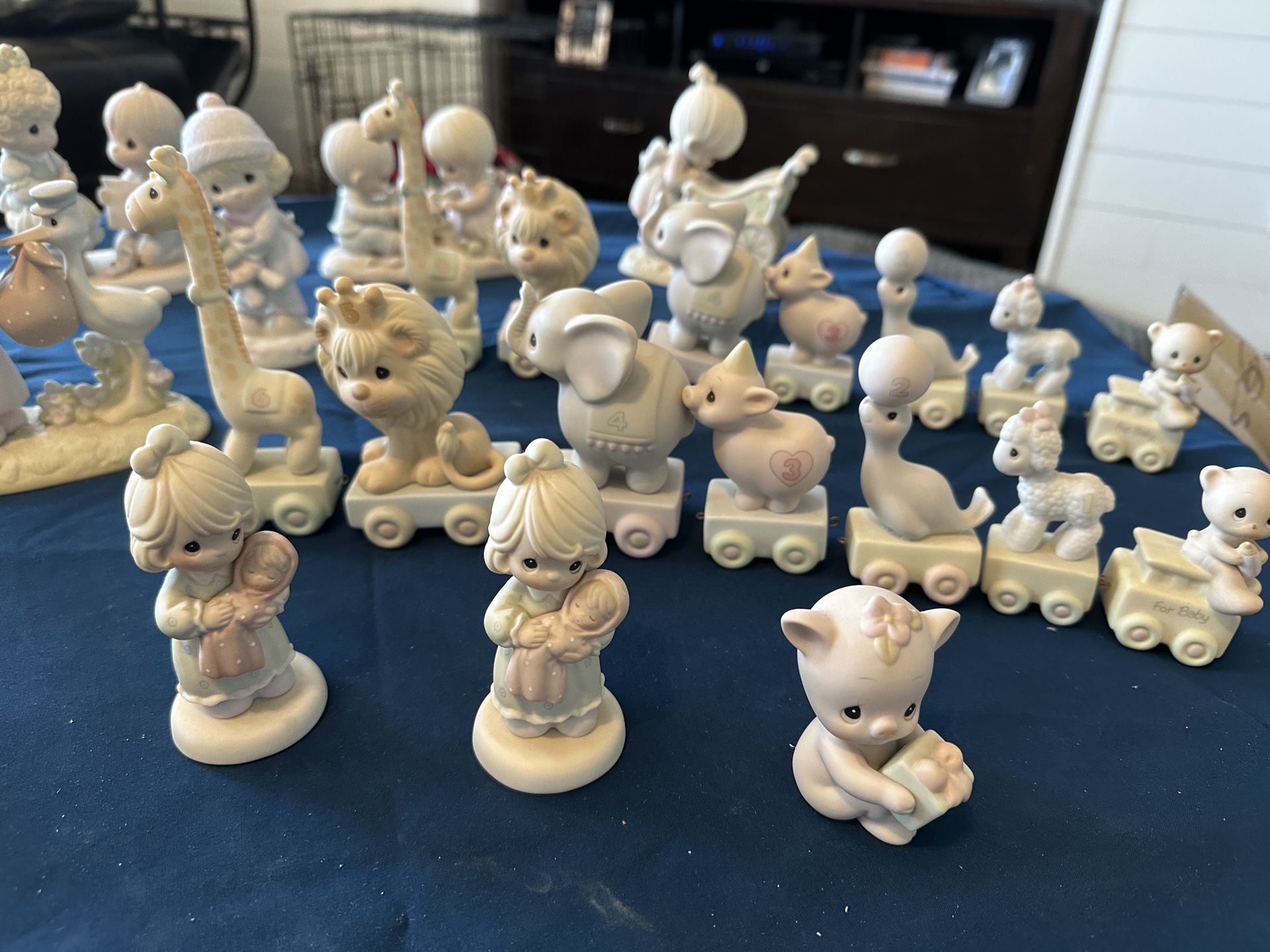 Ceramic Figurines - Precious Moments 