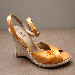 Golden Yellow Wedge Sandals (Size: 7)