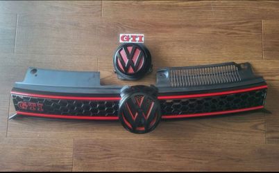 GRILLE GTI.    PARRILLA GTI