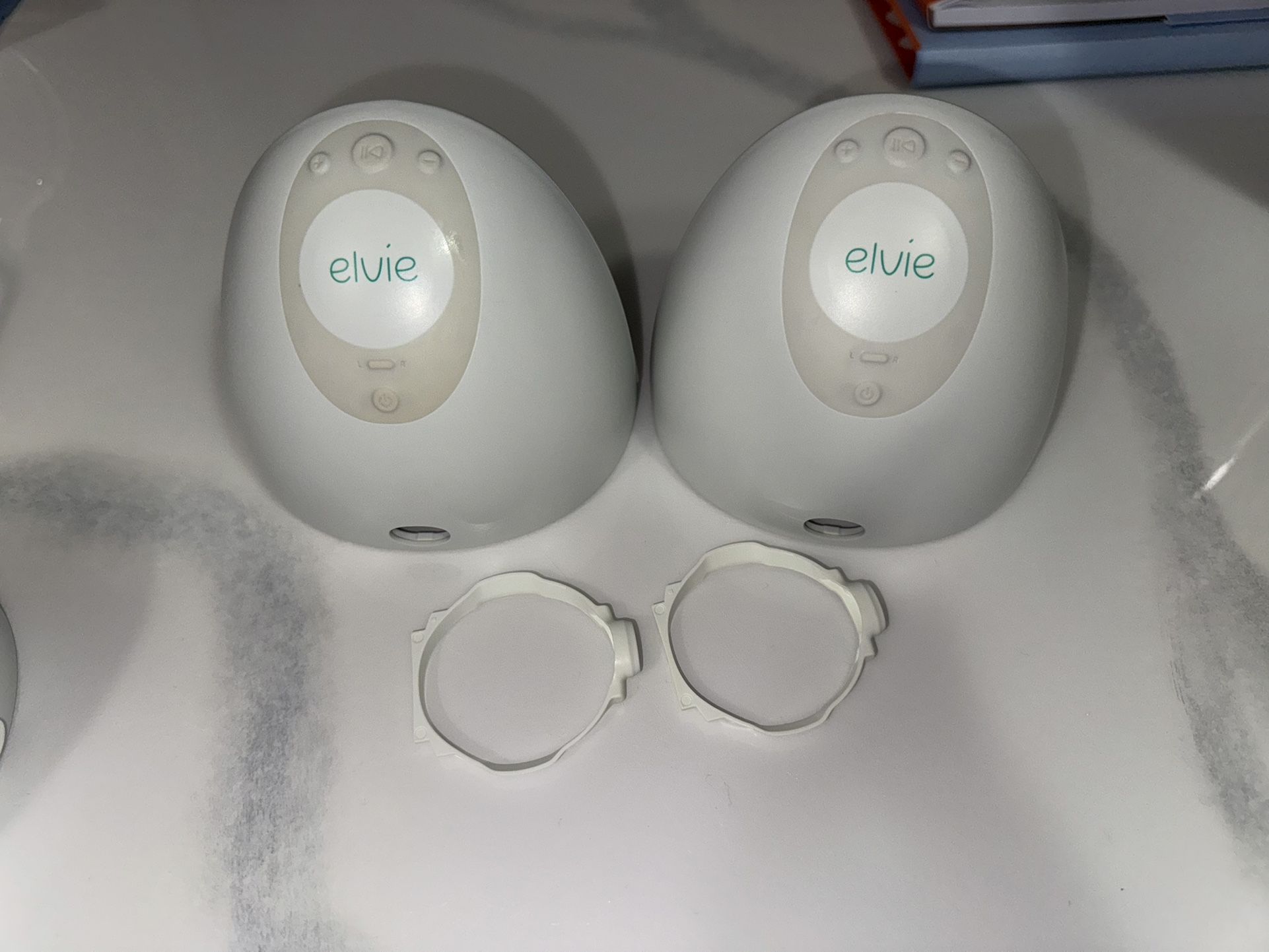 Elvie Breast Pump Set