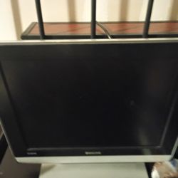 2 monitor For Sale