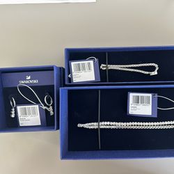 Swarovski Necklace, Bracelet, And Earrings
