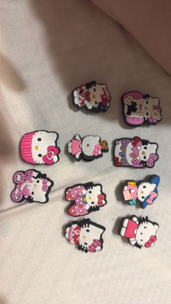 Hello Kitty croc charms