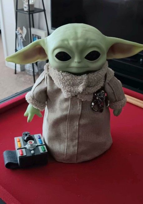 Star Wars The Mandalorian The Child Real Moves Plush