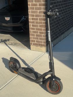 Navee Electric Scooter