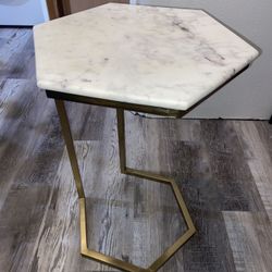 Marble C-Table