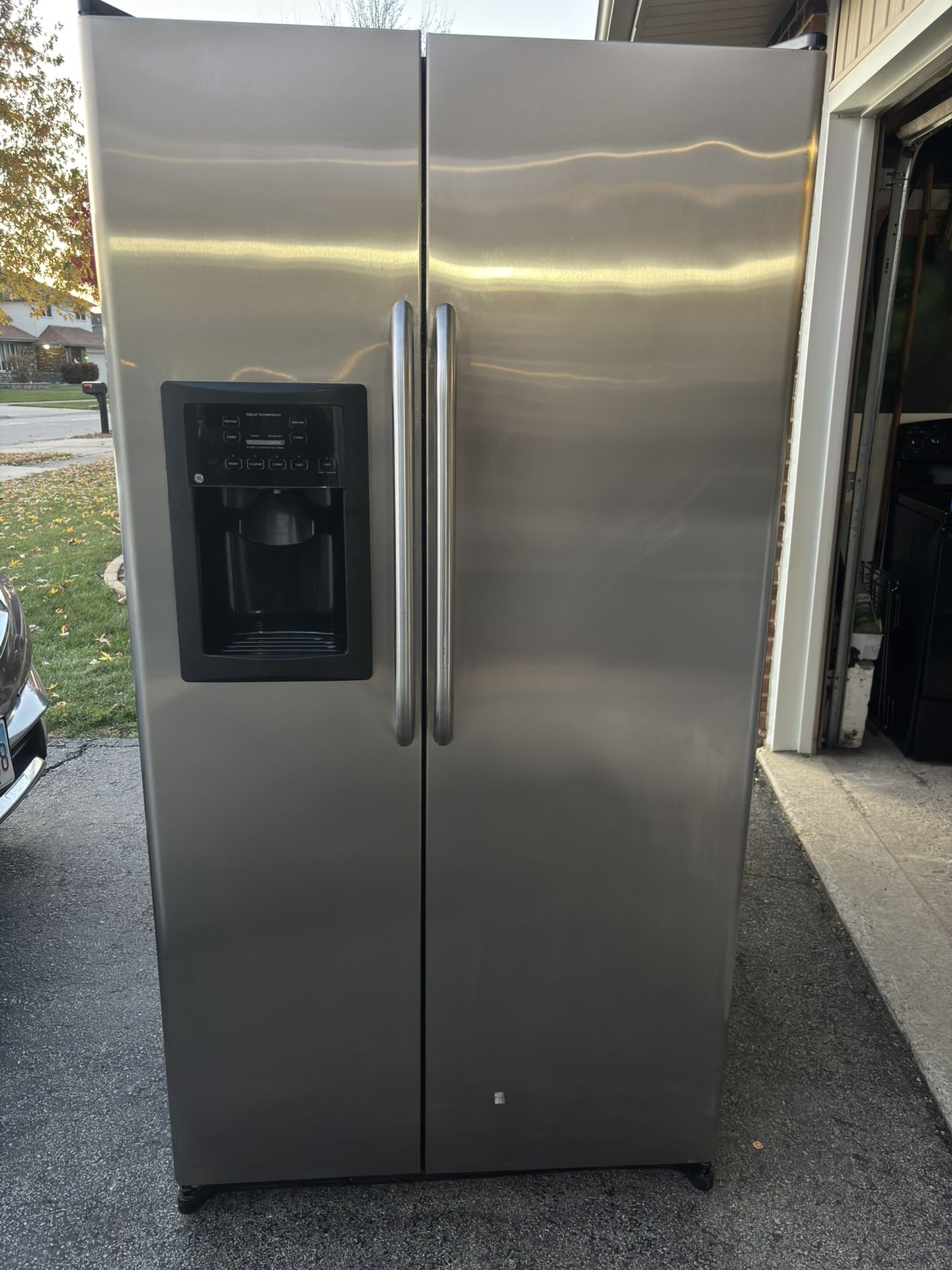 GE Refrigerator