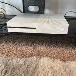 Xbox One S With Controllers And Games