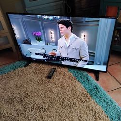Smart TV 50"( Insignia)