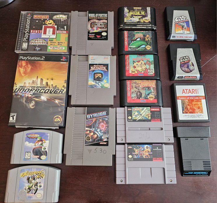 HUGE RETRO VIDEO GAMES COLLECTION