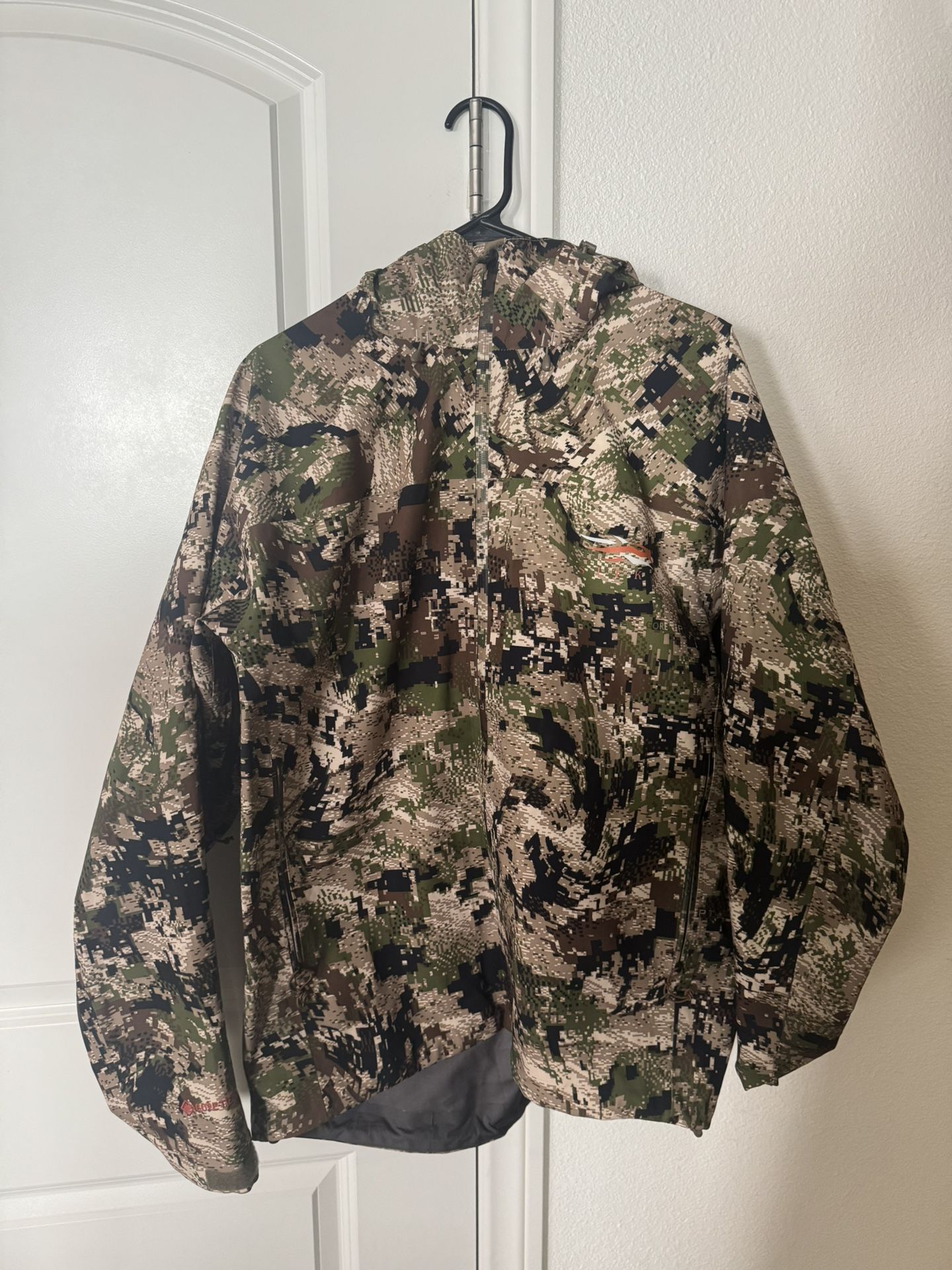 Sitka Cloudburst Rain Jacket