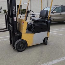 Yale Forklift G82C  3000 Lbs Lift Capacity 