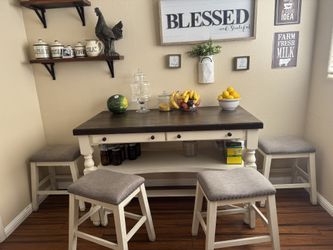 High Table With 4 Chairs.