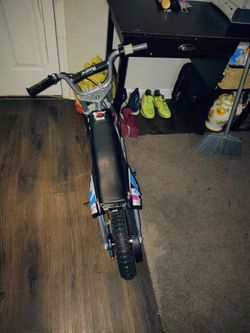 Razor 400 with original charger