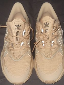 Zapatos Adidas Size 9