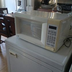 GE Microwave 