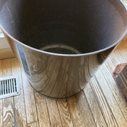 Large planter pot