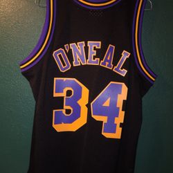 Mitchell & Ness Hardwood Classics Shaquille O’Neal #34 Los Angeles Lakers (1996–97 Throwback)