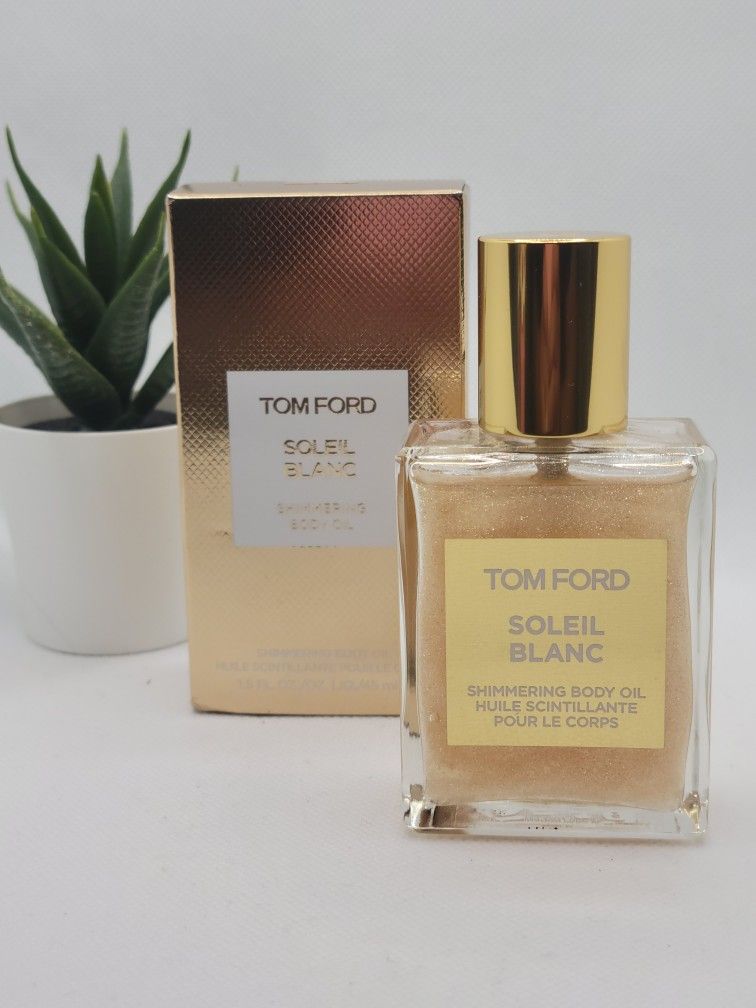 TOM FORD
Mini Soleil Blanc Shimmering Body Oil
1.5 fl