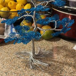 Metal tree