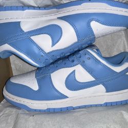 Nike dunk low UNC size 8.5