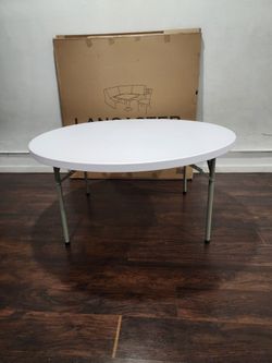 Round White Tables 60"