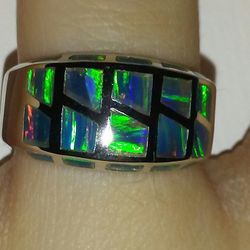 Beautiful 😍🆕 Fire Opal Ring 💍 SIZE 5! 🔥💙💚