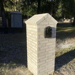  Mail Box