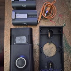 Ring Video Door Bell w/ 2 Batteries