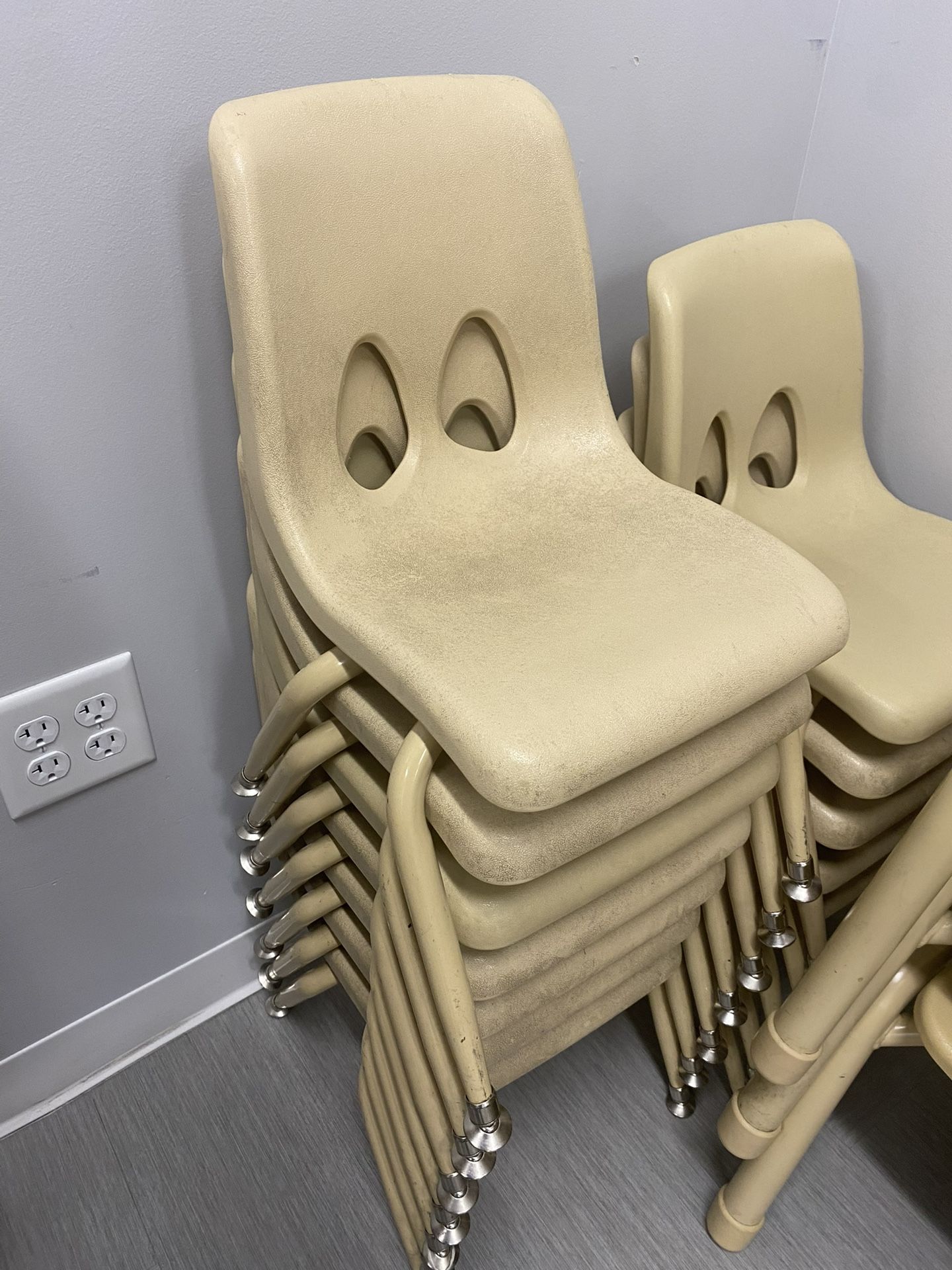 Classroom Chairs