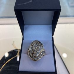 14k Gold Ring With Diamonds