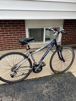 Trek 7300 Hybrid Bike