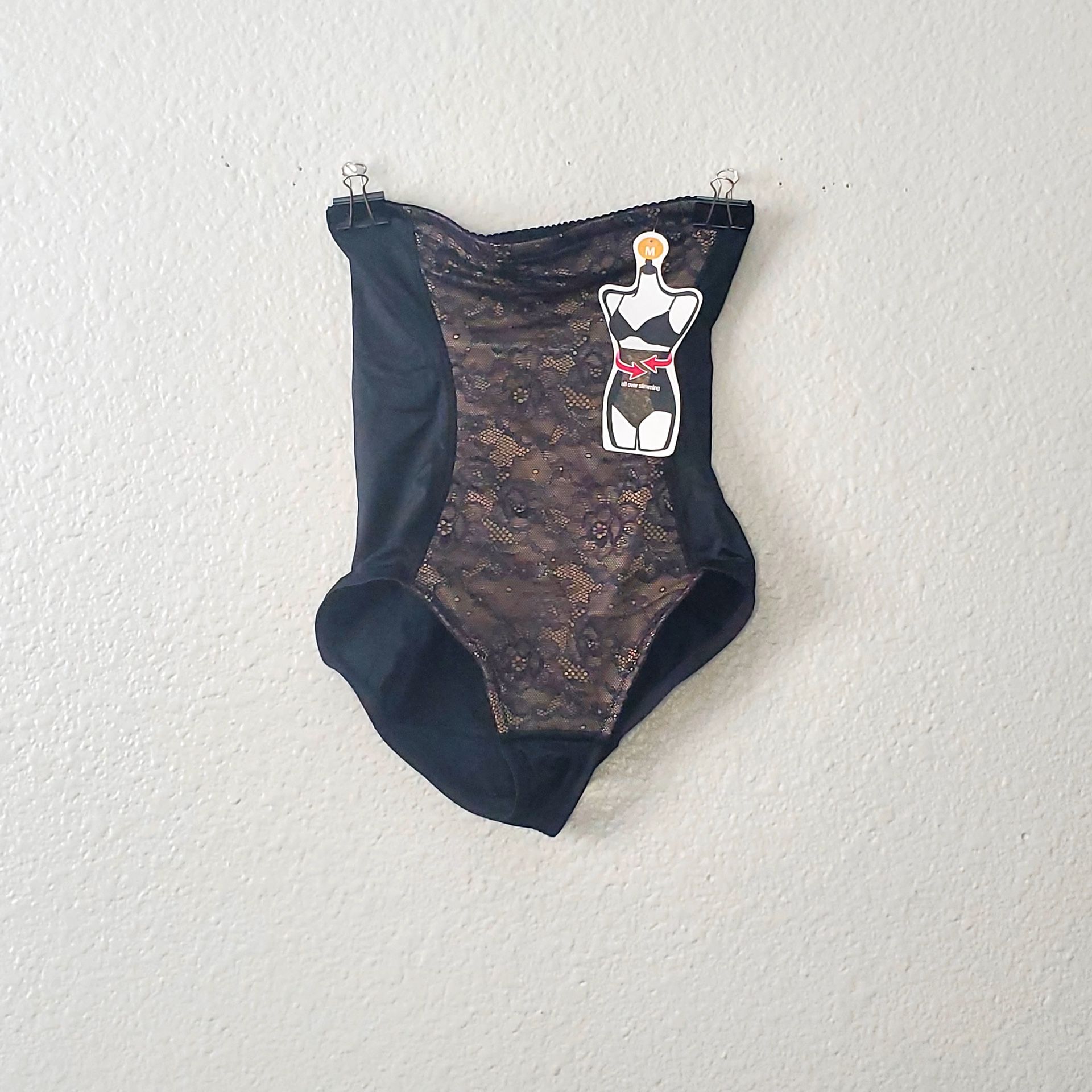 Self Expression Shapewear High Waist Briefs Women’s Size: Medium Top Shape Wear- 22 1/2” Length- 15 1/2”