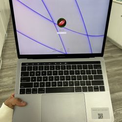MacBook Pro 13 Inch 2017 8gb Ram 512gb