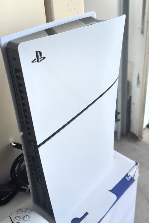 PS5 Slim Digital Edition