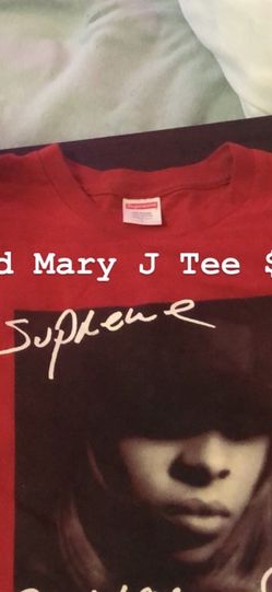 Mary j Supreme Tee Size L