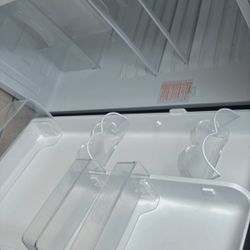 Mini Fridge . Great Condition . Big Inside .