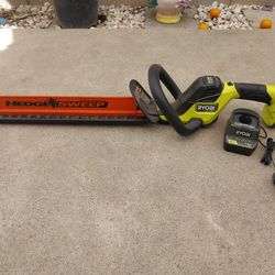 Hedge sweep tool