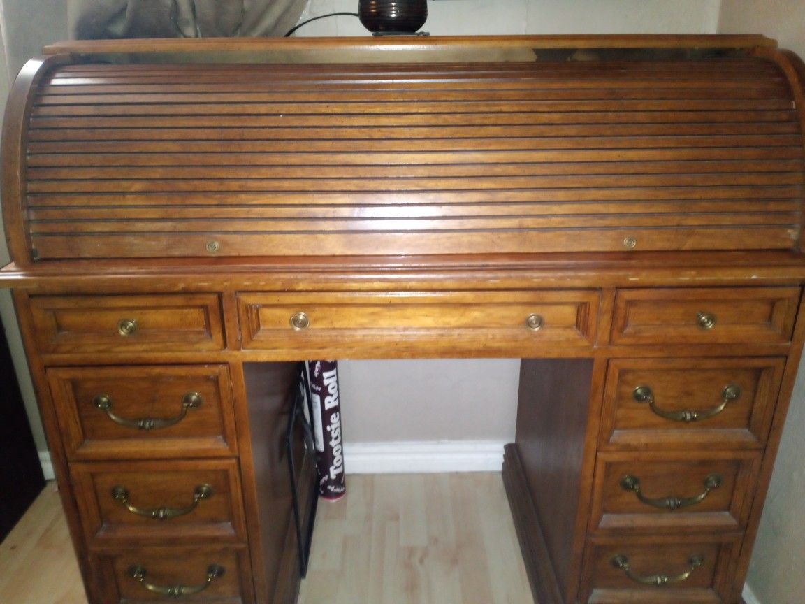 Antique Roll Top Desk 