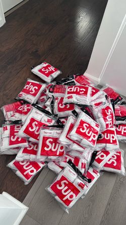 supreme socks