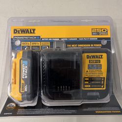 BNIB Dewalt Power stack With Charger