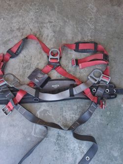 Safety climbing harness