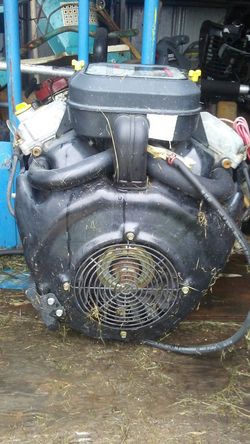 32 HP propane motor like new