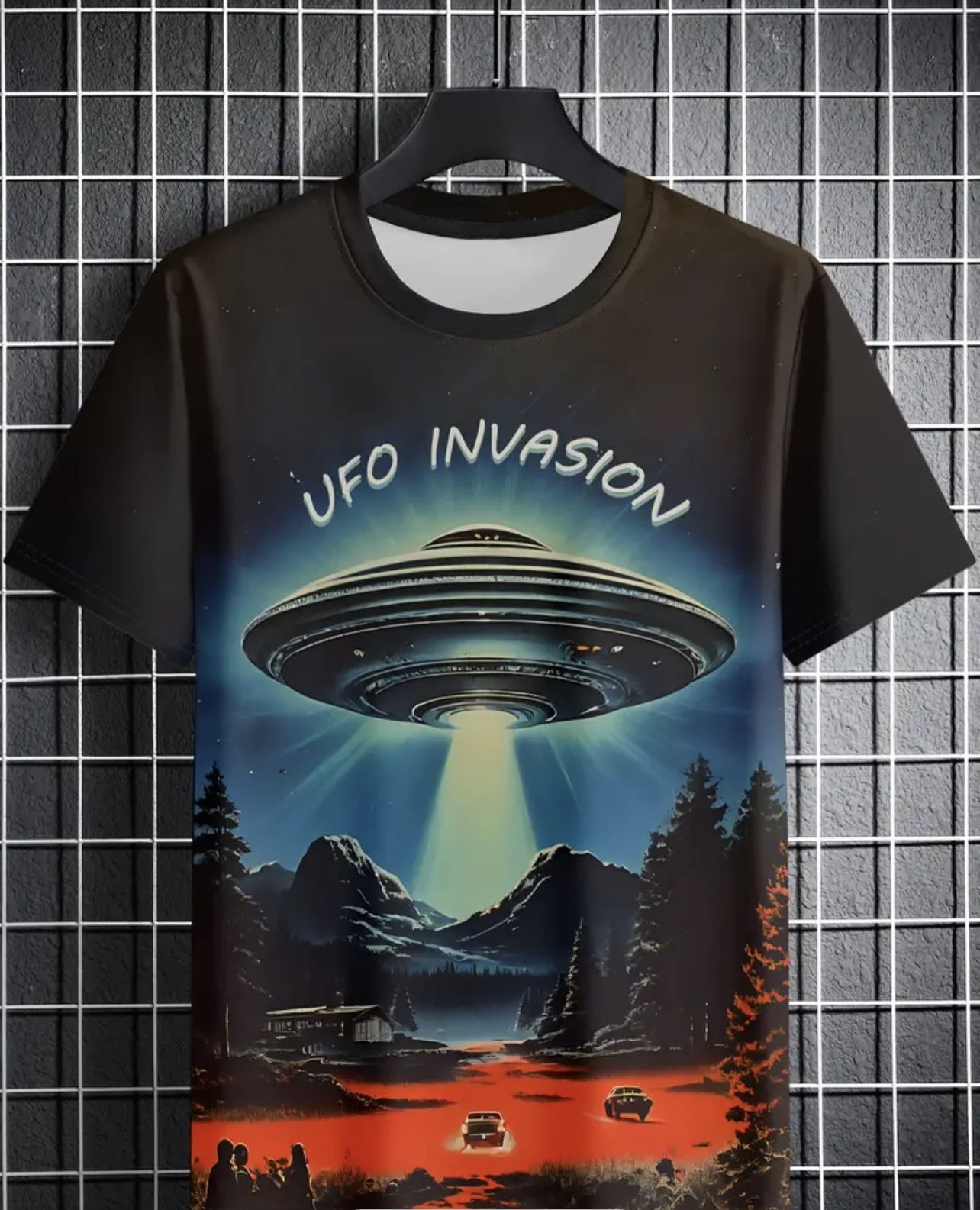 T Shirt Graphic UFO