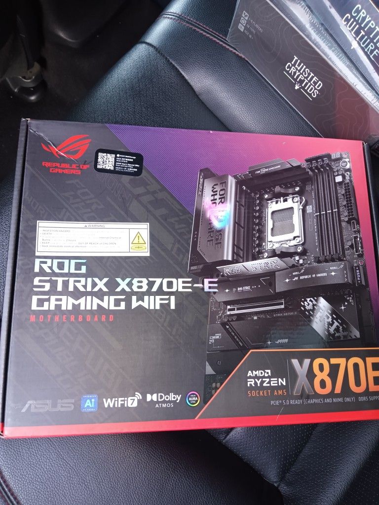 ROG X870E-E